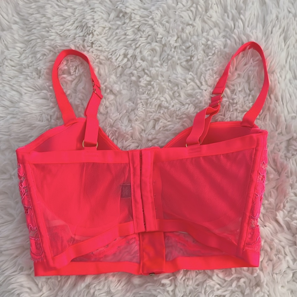Victoria’s Secret Lace Bustier - Picture 2 of 2